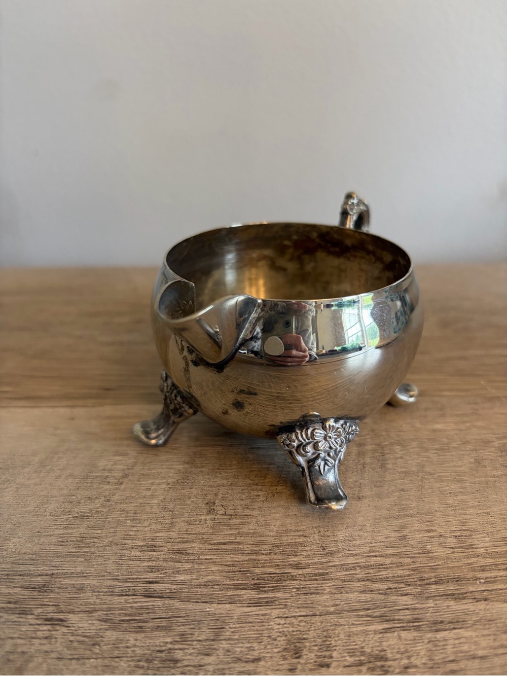 Vintage Silver Plated Creamer International Silver Co 6 oz Ornate Feet Handle - Picture 2 of 11